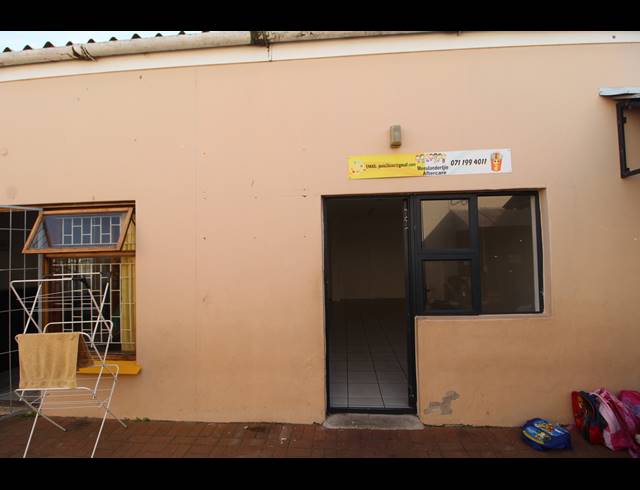 30M² RETAIL TO LET IN SALDANHA CENTRAL